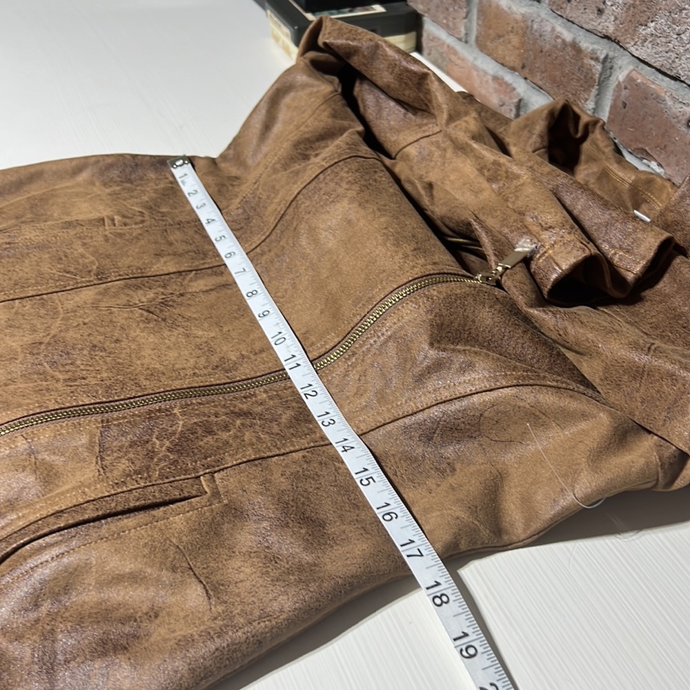 Beautiful fall Jacket - Picture 9 of 14